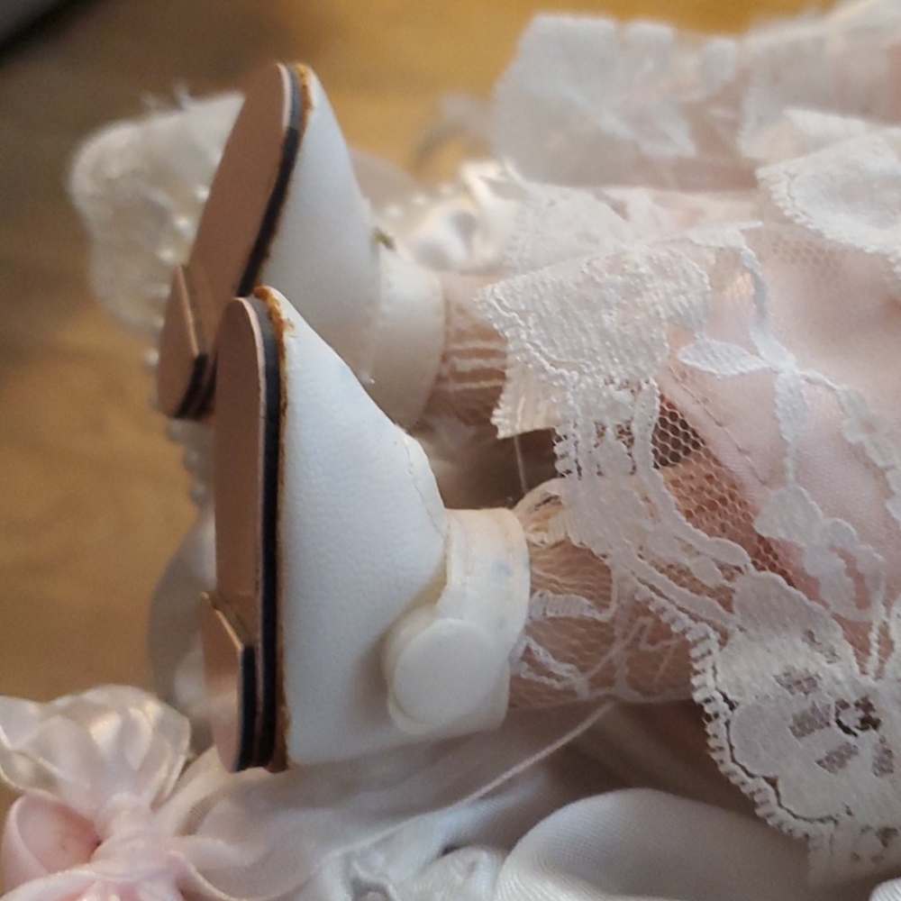 Precious doll - Picture 9 of 9